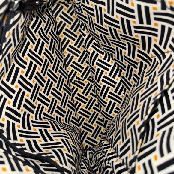 Vera Bradley Black Quilted Zippered Rectangular Bag / Commuter Tote /  Purse - Picture 7 of 16